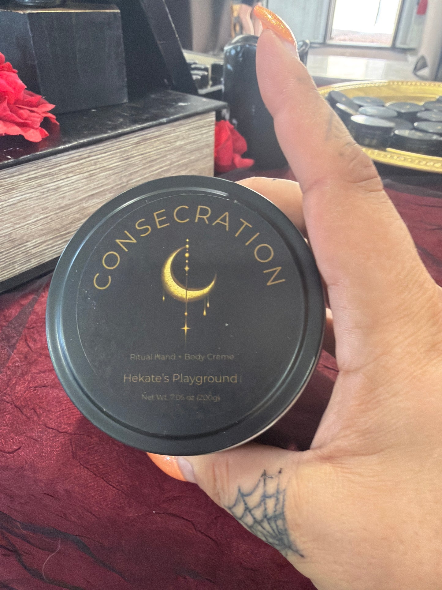 Consecration ritual hand +body crème